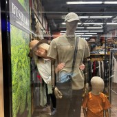 Figuríny nahradí živí modelové z řad BUSHMAN týmu